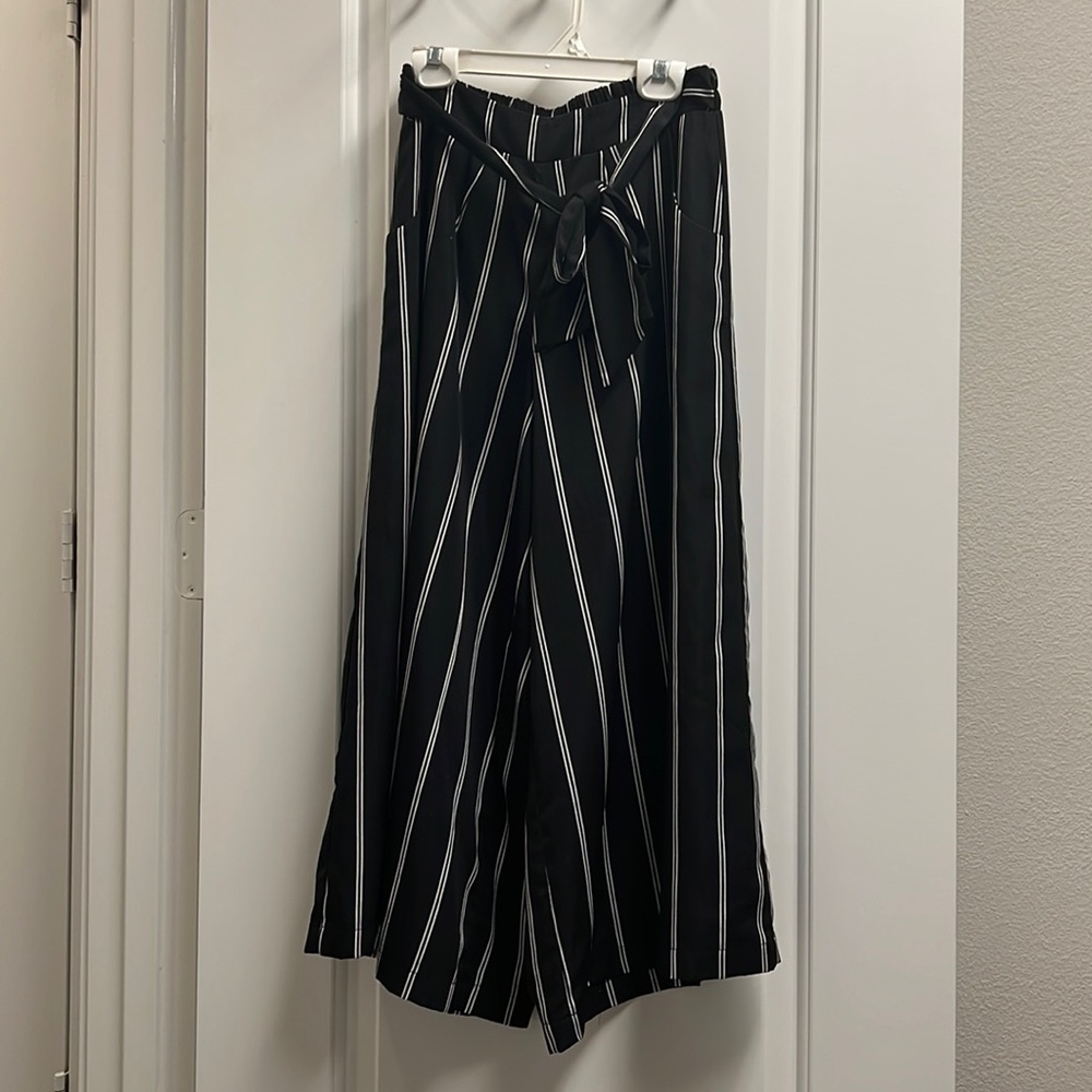 4SI3NNA - Wide Leg Cropped Striped Pants